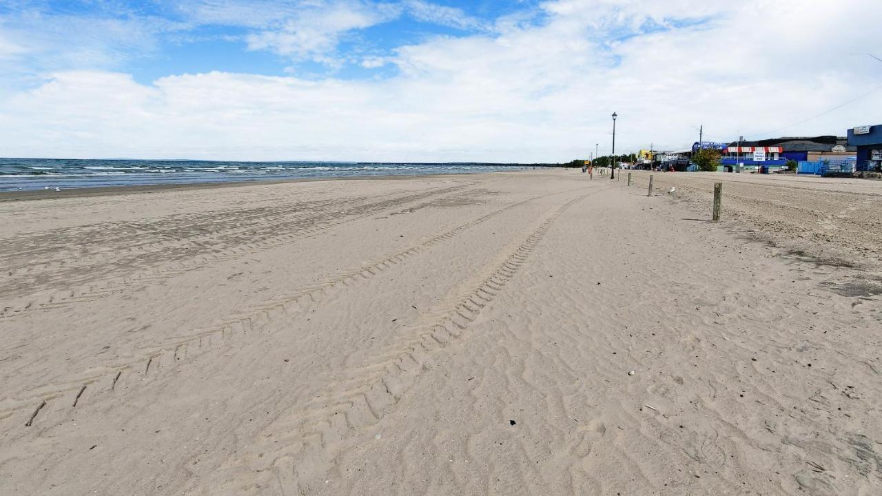 Main Beach River Retreat - Wasaga Beach 1 - Main Strip - 95 Mosley St Exterior photo