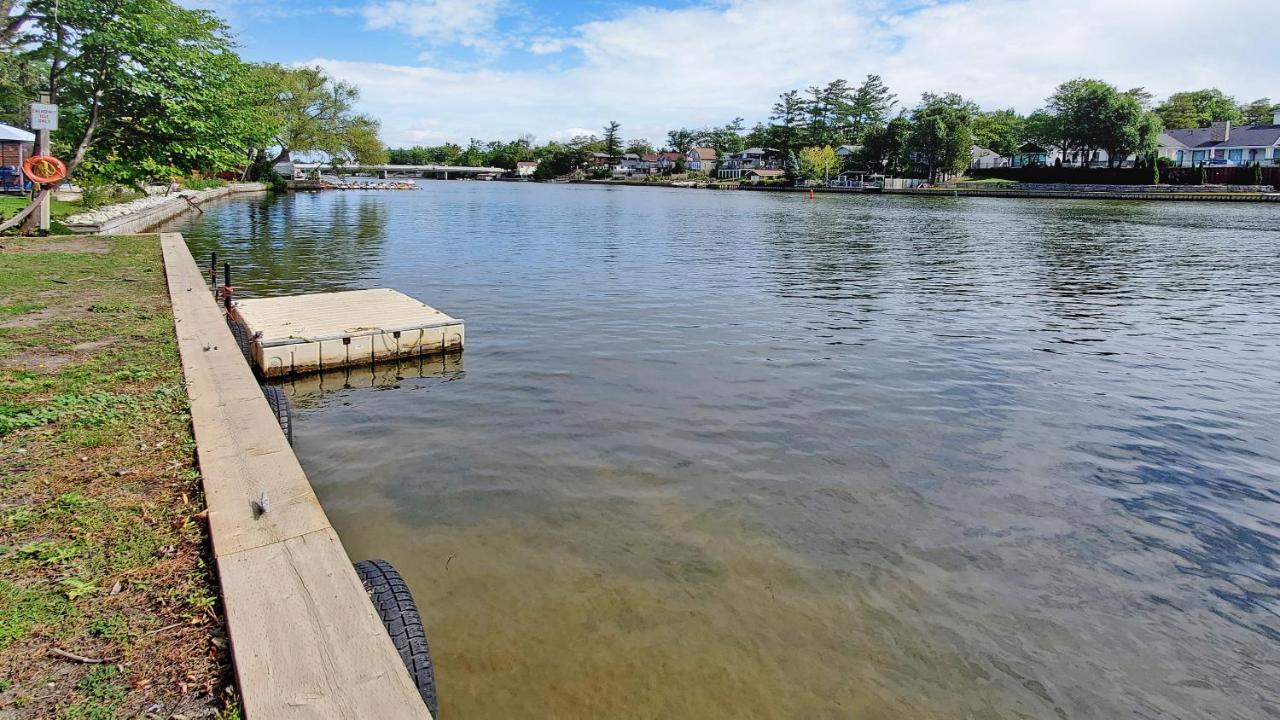 Main Beach River Retreat - Wasaga Beach 1 - Main Strip - 95 Mosley St Exterior photo